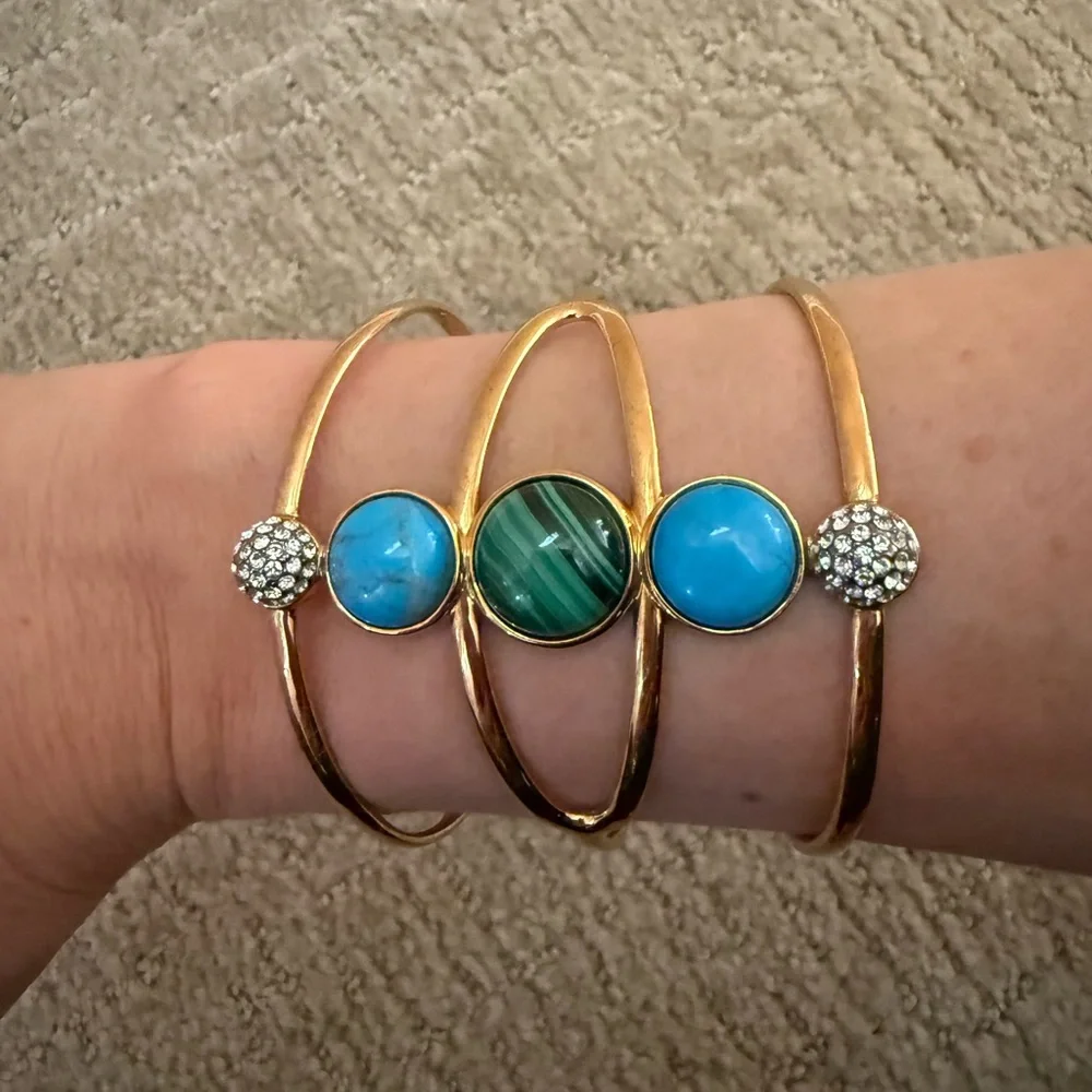 Henri Bendel NY Swarovski Cuff Bracelet - Picture 3 of 12